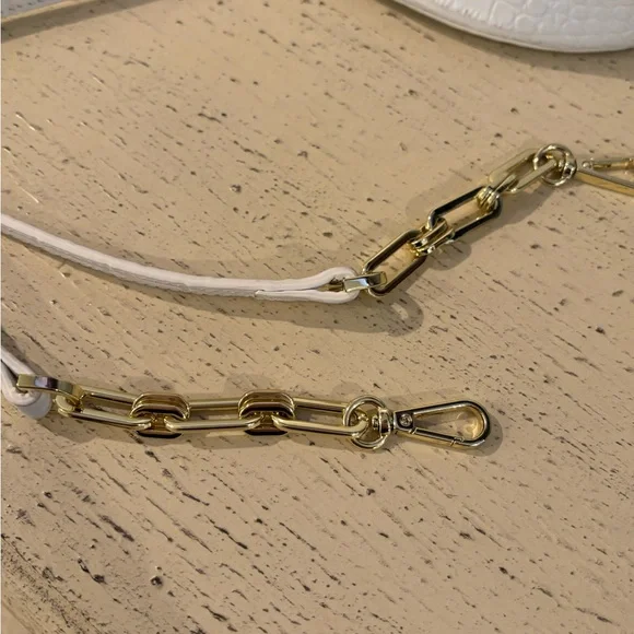 Ted Baker White Croc-Embossed Tote Bag with Gold Accents - Picture 12 of 16